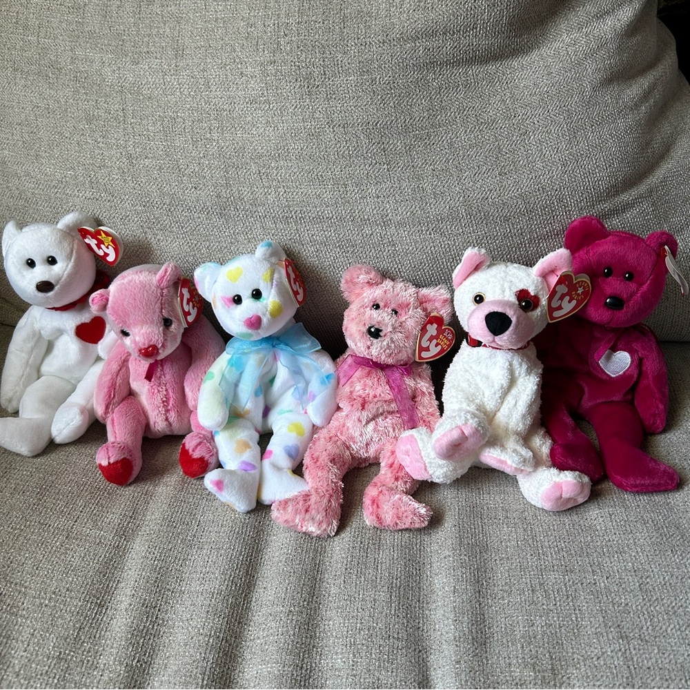 Ty Beanie Baby Valentines Lot Of 6. Rare. Some With Tag Errors. New. Mint.